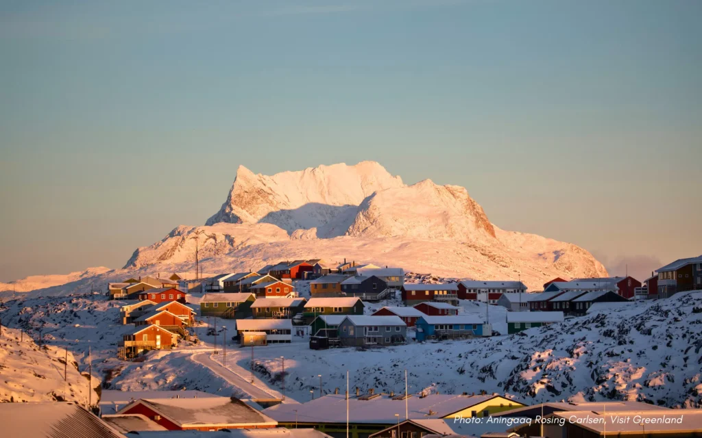 Sermitsiaq behind the houses